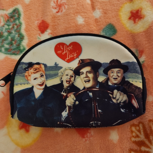 I Love Lucy Tote Bag with Cosmetic Bag "CALIFORNIA HERE WE COME" Main Cast - Picture 5 of 11